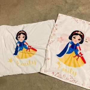 Snow White “Emily” fleece pillowcase and blanket